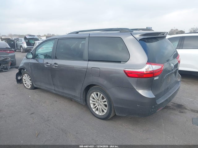 Auction sale of the 2015 Toyota Sienna Xle 8 Passenger, vin: 5TDYK3DC4FS598859, lot number: 44014321