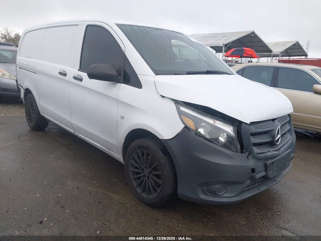 2017 MERCEDES-BENZ METRIS WD3PG2EA3H3257519