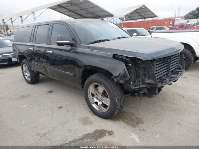 2019 CADILLAC ESCALADE ESV 1GYS4HKJ4KR303941 Photo 0