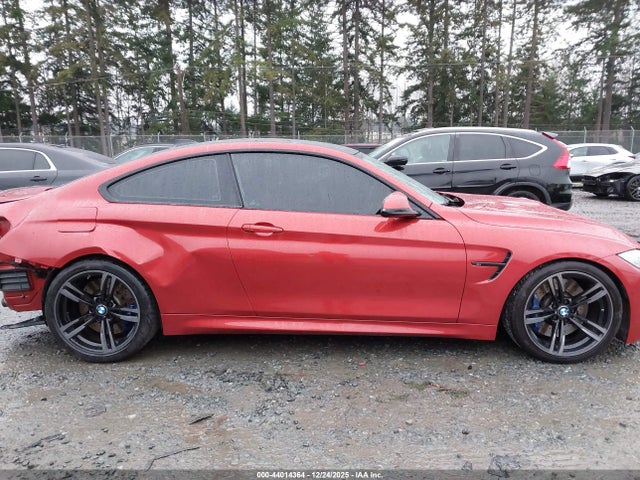 WBS3R9C58GK337005 BMW M4