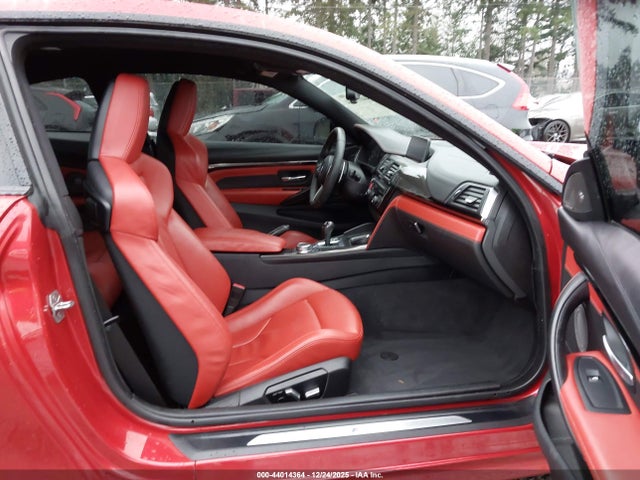 WBS3R9C58GK337005 BMW M4