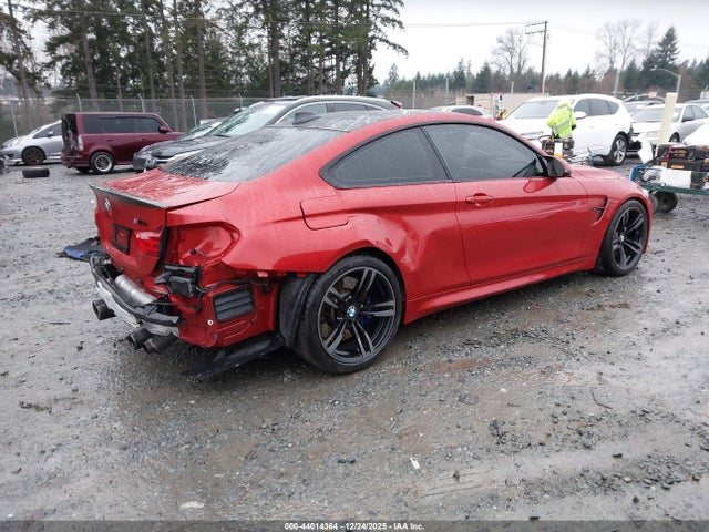 WBS3R9C58GK337005 BMW M4
