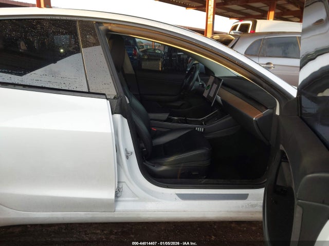2019 TESLA MODEL 3 5YJ3E1EA0KF331784 Photo 4