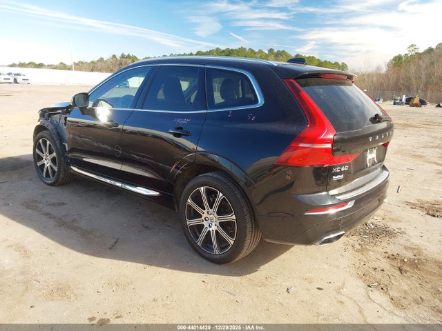 2020 VOLVO XC60 YV4102DL8L1436210 Photo 2