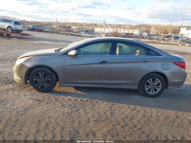 Hyundai SONATA GLS 2014 5NPEB4AC1EH836099 Image 13