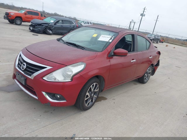 3N1CN7AD9JL865663 Nissan VERSA SEDAN