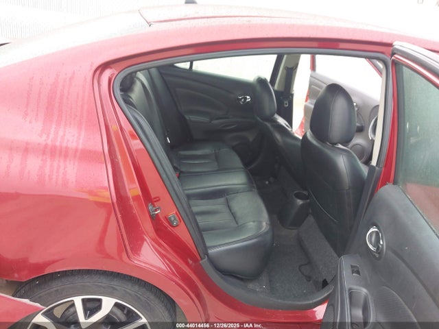 3N1CN7AD9JL865663 Nissan VERSA SEDAN