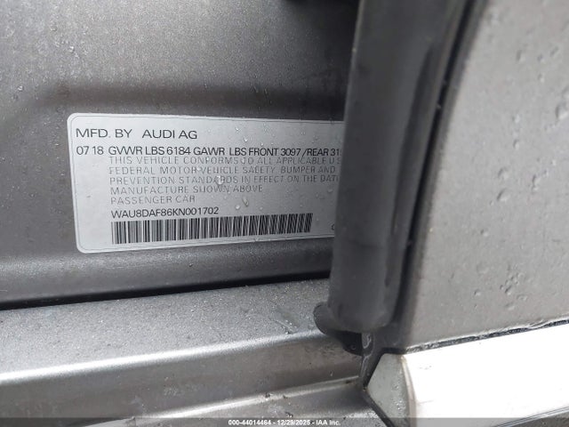 2019 AUDI A8 L WAU8DAF86KN001702 Photo 8