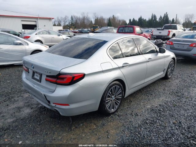 2017 BMW 530I WBAJA7C3XHWA71019 Photo 3