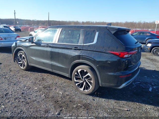 2022 MITSUBISHI OUTLANDER JA4J4UA83NZ082064 Photo 2