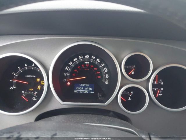 2011 TOYOTA SEQUOIA 5TDJY5G10BS046842 Photo 6