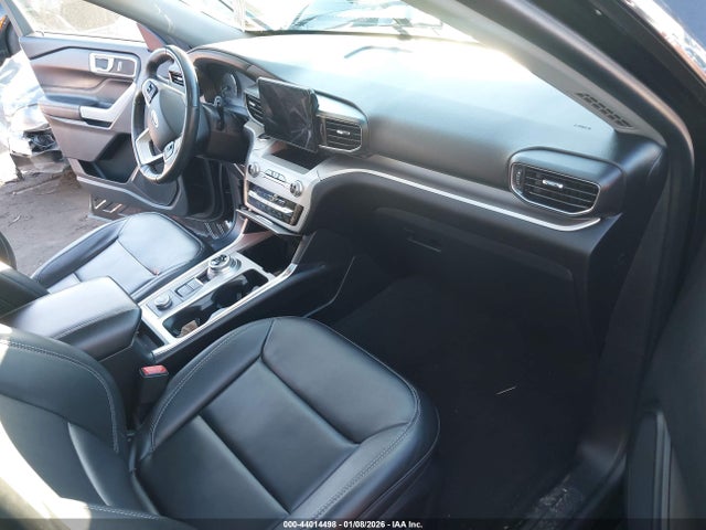 2021 FORD EXPLORER 1FMSK8DH4MGC15830 Photo 4