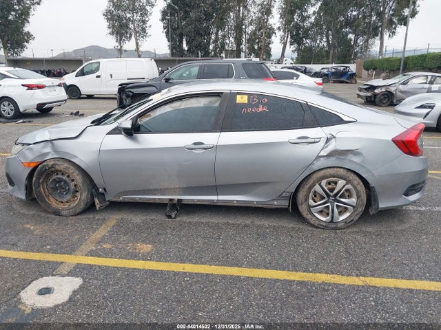 Honda Civic Lx 2018 19XFC2F5XJE010642 Image 14