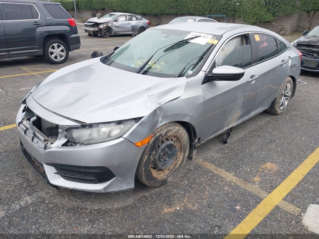 Honda Civic Lx 2018 19XFC2F5XJE010642 Image 2