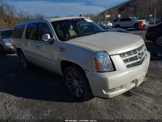 Продаж на аукціоні авто 2013 Cadillac Escalade Esv Premium, vin: 1GYS4JEF3DR114022, номер лоту: 44014503