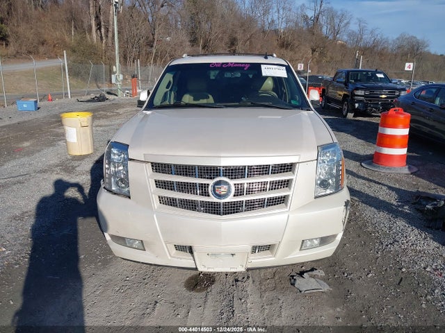 Продаж на аукціоні авто 2013 Cadillac Escalade Esv Premium, vin: 1GYS4JEF3DR114022, номер лоту: 44014503