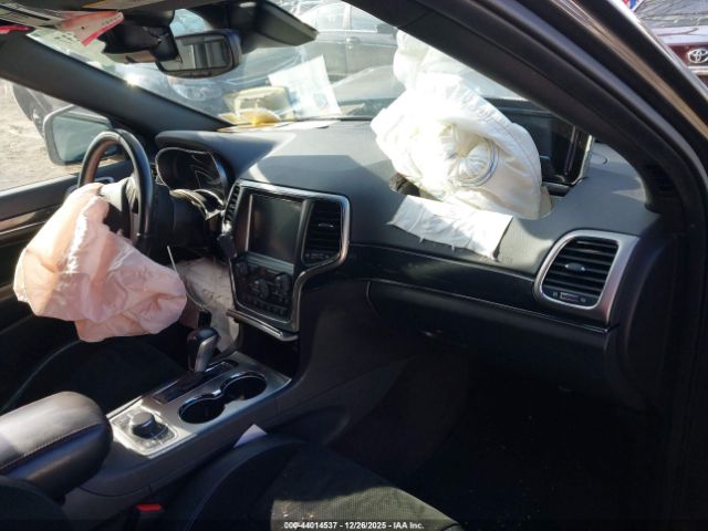 2017 JEEP GRAND CHEROKEE 1C4RJFLG4HC631098 Photo 4