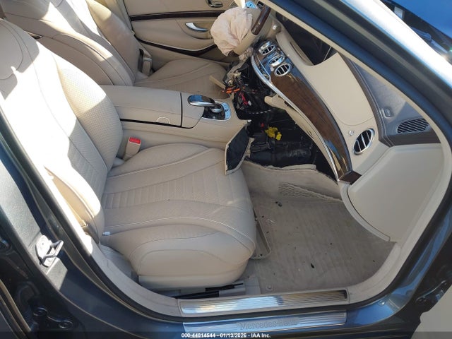 WDDUG8GB7KA487316 Mercedes-Benz S 560 4matic