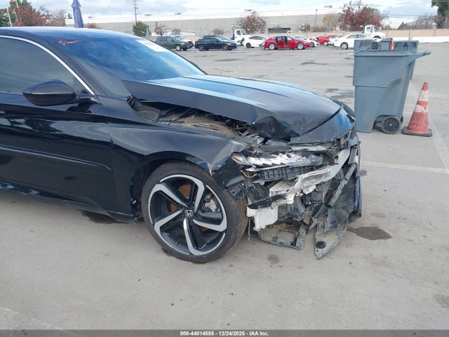 1HGCV1F32LA053417 Honda Accord Sport