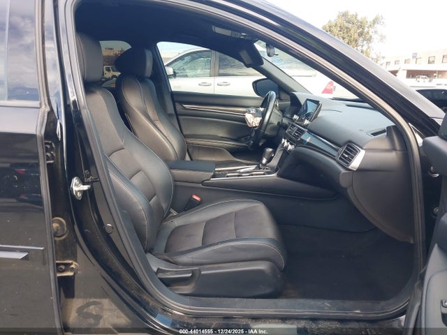 1HGCV1F32LA053417 Honda Accord Sport