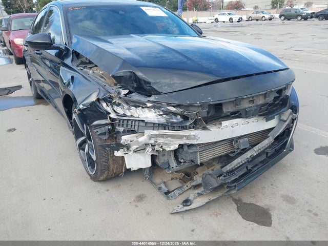 1HGCV1F32LA053417 Honda Accord Sport