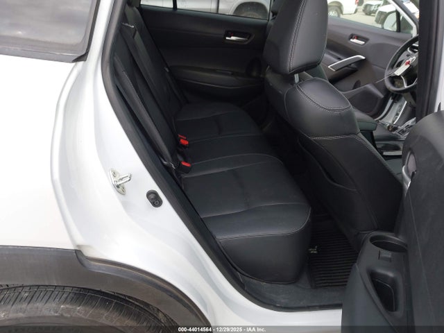 7MUEAABG1NV023705 Toyota Corolla Cross Xle