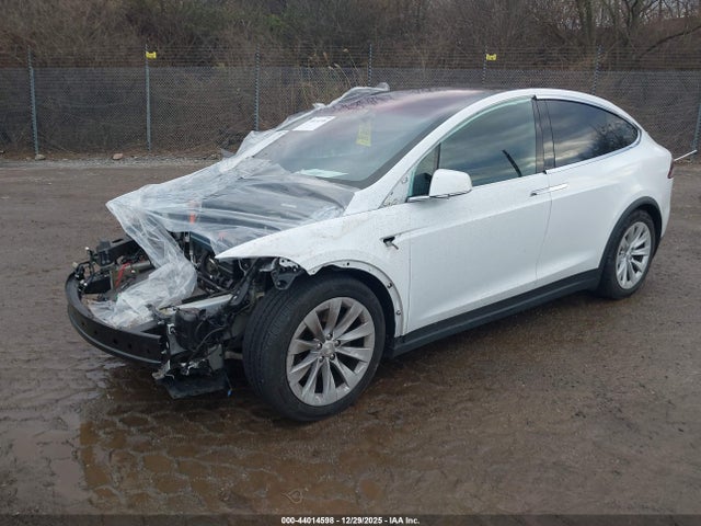 2020 TESLA MODEL X 5YJXCDE21LF298541 Photo 1