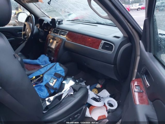 2013 CHEVROLET TAHOE 1GNSKCE06DR289066 Photo 4