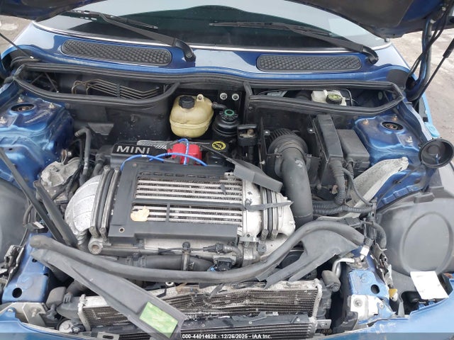 2005 MINI COOPER S WMWRE33405TD97708 Photo 9