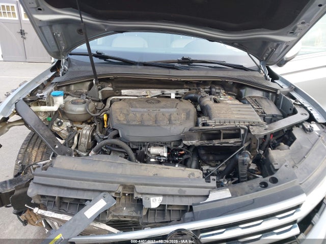 Продажа на аукционе авто 2019 Volkswagen Tiguan 2.0t Se/2.0t Sel/2.0t Sel R-line/2.0t Sel R-line Black, vin: 3VV3B7AX3KM128648, номер лота: 44014657