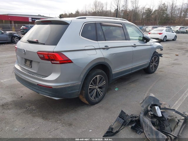 Продажа на аукционе авто 2019 Volkswagen Tiguan 2.0t Se/2.0t Sel/2.0t Sel R-line/2.0t Sel R-line Black, vin: 3VV3B7AX3KM128648, номер лота: 44014657
