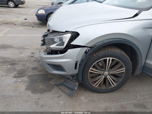 Продажа на аукционе авто 2019 Volkswagen Tiguan 2.0t Se/2.0t Sel/2.0t Sel R-line/2.0t Sel R-line Black, vin: 3VV3B7AX3KM128648, номер лота: 44014657