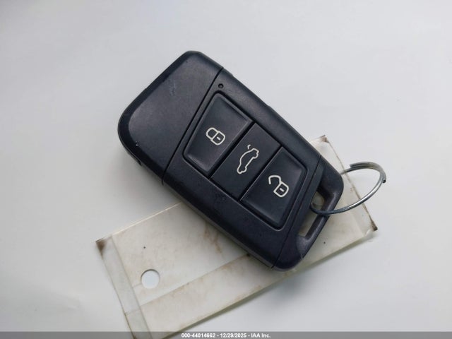 3VWN57BU7LM090357 Volkswagen Jetta S/r-line