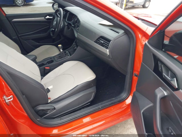 3VWN57BU7LM090357 Volkswagen Jetta S/r-line