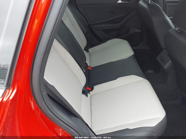 3VWN57BU7LM090357 Volkswagen Jetta S/r-line