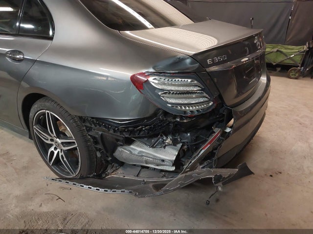 Продаж на аукціоні авто 2020 Mercedes-benz E 350 4matic, vin: WDDZF8EB5LA705704, номер лоту: 44014705
