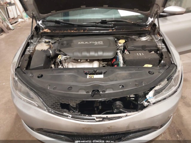 Auction sale of the 2015 Chrysler 200 S, vin: 1C3CCCBB9FN685393, lot number: 44014723