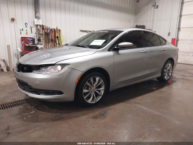 Auction sale of the 2015 Chrysler 200 S, vin: 1C3CCCBB9FN685393, lot number: 44014723