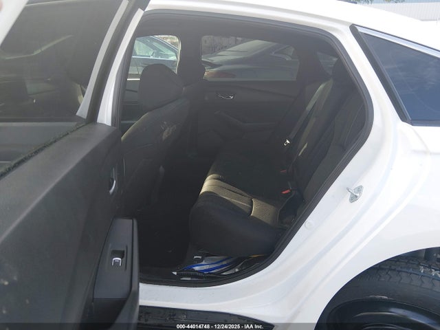 1HGCY2F50PA058300 Honda Accord Hybrid Sport