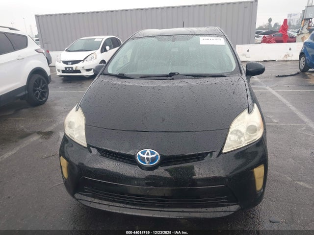 JTDKN3DU6E1778961 Toyota Prius Four