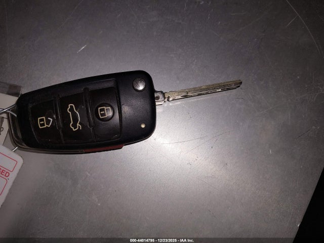 2011 AUDI TT TRUKFAFK9B1012687 Photo 10