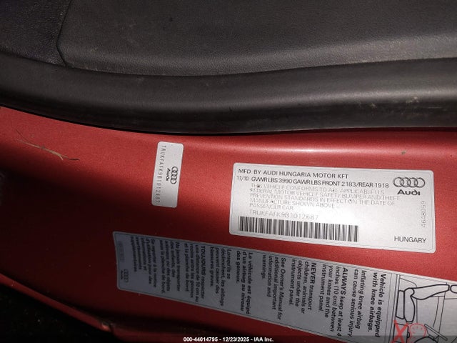 2011 AUDI TT TRUKFAFK9B1012687 Photo 8