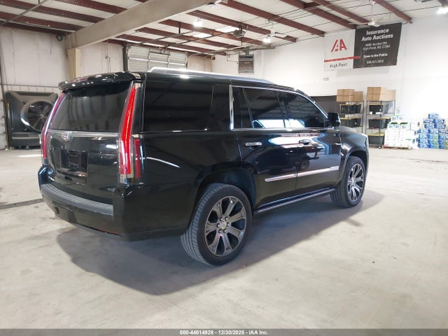 2018 Cadillac Escalade Platinum მანქანა იყიდება აუქციონზე, vin: 1GYS4DKJ7JR307098, აუქციონის ნომერი: 44014828