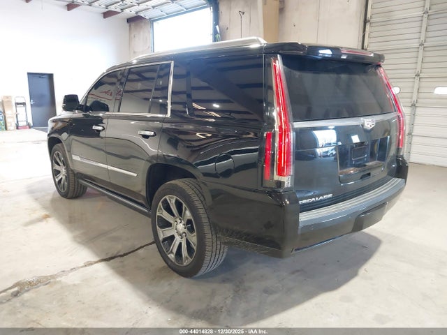 2018 Cadillac Escalade Platinum მანქანა იყიდება აუქციონზე, vin: 1GYS4DKJ7JR307098, აუქციონის ნომერი: 44014828