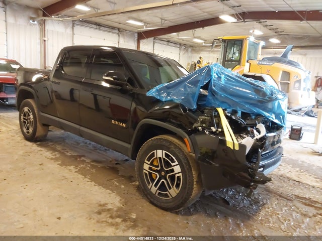 2023 RIVIAN R1T 7FCTGAAA4PN017073