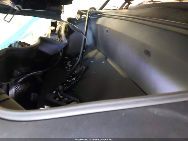 2023 RIVIAN R1T 7FCTGAAA4PN017073 Photo 9