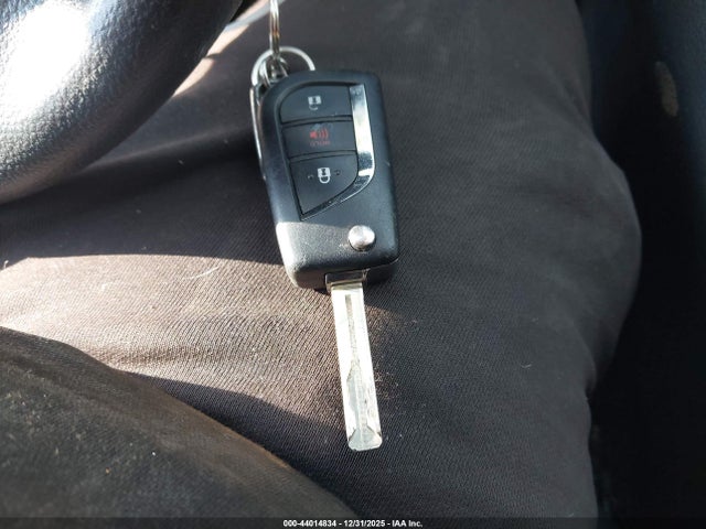 44014834 :رقم المزاد ، 2T3F1RFV5KC040301 vin ، 2019 Toyota Rav4 Le مزاد بيع