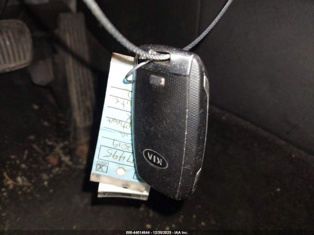 2019 KIA OPTIMA 5XXGU4L12KG367417 Photo 10