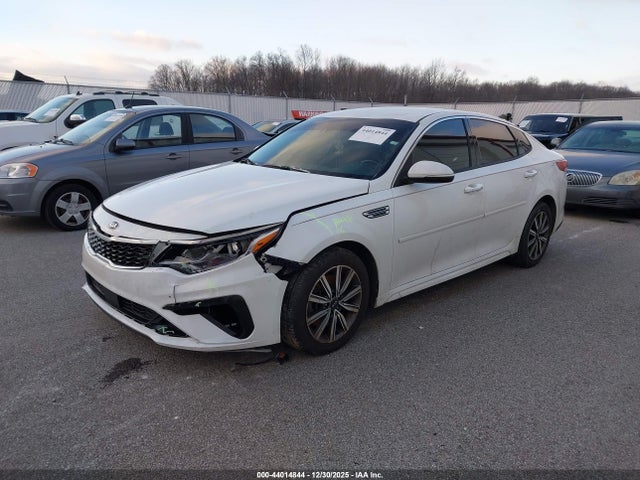 2019 KIA OPTIMA 5XXGU4L12KG367417 Photo 1
