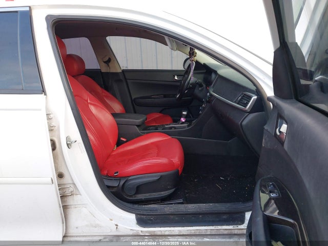 2019 KIA OPTIMA 5XXGU4L12KG367417 Photo 4